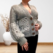 Szary kardigan damski z wełny – ręcznie robiony, na guziki