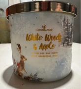 White woods & Apple