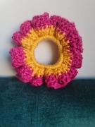 Gumka do włosów Scrunchie na szydełku Żółto Różowa