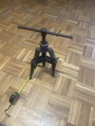 Mechaniczny ściągacz do łożysk kół zębatek trybów PRL zabytkowy stalowy