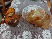 Antyczna misa patera i wazon w kolorze bursztynowym