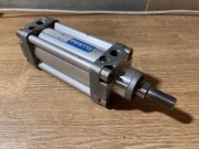 Siłownik pneumatyczny Festo 12 bar