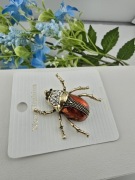 Piękna broszka elegancka prezent 