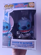 Figurka Stitch w kąpieli 