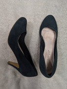 Zielone skórzane zamszowe eleganckie buty na obcasie szpilki Next 41