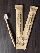 Szczoteczka bambusowa - białe i różowe włosie