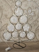 Choinka metalowa z bombkami akrylowymi 