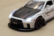 Model samochodu jak Nissan GTR GT-R 1:32 światła dźwięk otwierany