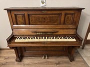 Pianino koncertowe Linke & Co. Berlin (ok. 1900) – z medalami i intarsją