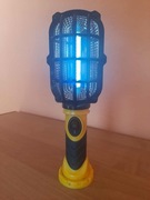 LATARKA RĘCZNA Z MAGNESEM