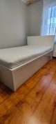 Sprzedam łóżko 120cm z pojemnikiem