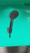 Czarny zestaw prysznicowy Hansgrohe Pulsify Select S słuchawka + wąż