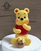 Figurka 3D z masy cukrowej - Miś Puchatek