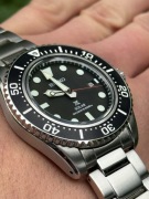 SEIKO SNE589 Czarna tarcza, bardzo dobry stan.