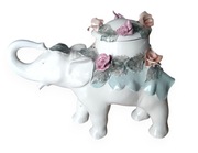 duży porcelanowy słoń Indie