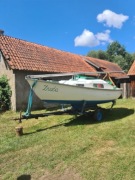 Łódka żaglówka czteroosobowa