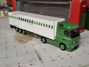 Herpa Mercedes Actros z chłodnią Traveco