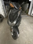 Yamaha aerox ………