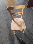 Krzesła z PRL do renowacji