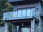 BALUSTRADA SZKLANA NA ROTULACH TIOMO