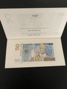 Banknot kolekcjonerski z 2005 r. z wizerunkiem Ojca Świętego Jana Pawła II