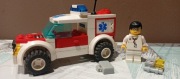 7902 LEGO lekarz i auto