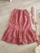 Reserved,r S,długa,rozkloszowana