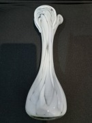 Wazon szklany ręcznie formowany PRL