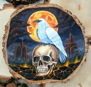 Autorski obraz Dark Fantasy Kruk Czaszka - plaster drewna brzoza 36cm