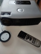 Sprawny. Bardzo mocny projektor Dell 2400MP, 3000 lumenów (ANSI) Pilot