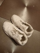 Adidasy buty sportowe lekkie białe wygodne rozm.41