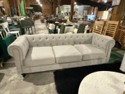 Sofa Typu chesterfield