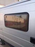 Okno szyba do kampera przyczepy kemingowej planet pprg