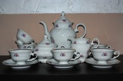 Porcelana Wałbrzych.  Serwis kawowo - herbaciany dla 6 osób.