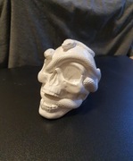 Czaszka gipsowa ozdobna homemade węże biała 