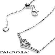 Pandora Naszyjnik Lśniące serce wishbone  45cm