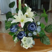 Kompozycja nagrobna obciążona