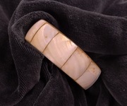 bransoleta z masą perłową vintage