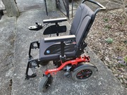 Elektryczny wózek inwalidzki Vermeiren Tourios czerwony