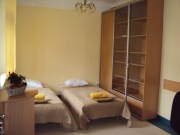 Szafa typu "Komandor" na wymiar, z przesuwa