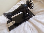 Stara maszyna Singer rok około 1945