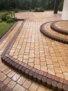 Czyszczenie kostki brukowej, dachu, elewacji, usuwanie graffiti.