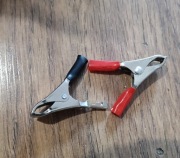 Zacisk szczękowy krokodyl 30A czarny+ czerwony kpl.