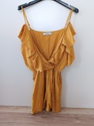 Krótki bawełniany musztardowy kombinezon na ramiączkach z falbaną S/M 36/38