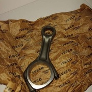 nowy oryginalny korbowód iveco ducato boxer  3.0 hpi Nr. Oe. 504341496