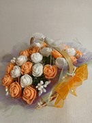 Dzień babci stroik dekoracja kompozycja kwiatowa 