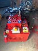 Nożyce hydrauliczne idealne do cięcia kabli. Maszyna nowa.