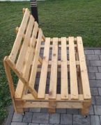 Ławka z palet na kółkach, wyszlifowana i wymalowana, meble ogrodowe