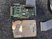 Dysk zabytkowy SCSI Fujitsu 1 Gb z kontrolerem Adaptec