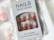 Zestaw tipsów z uroczym wzoren